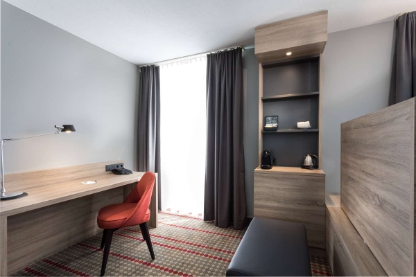 Hotel RAMADA AMSTERDAM AIRPORT SCHIP